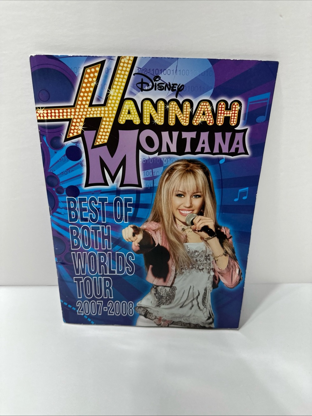 Disney Hannah Montana "Best of Both Worlds Tour" Program Booklet Miley Cyrus
